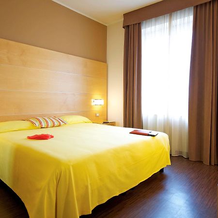 Ibis Styles Parma Toscanini Екстериор снимка