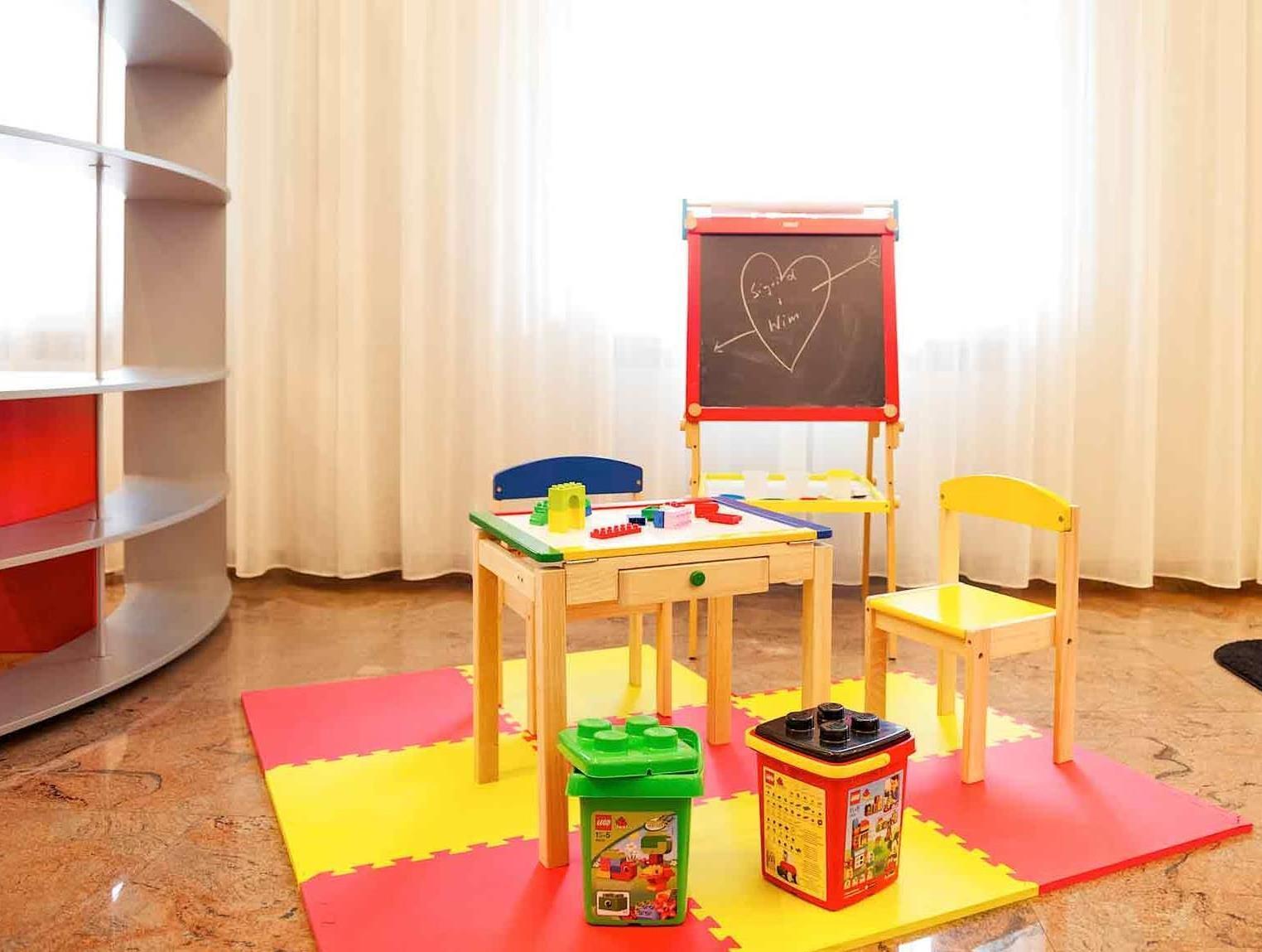 Ibis Styles Parma Toscanini Екстериор снимка