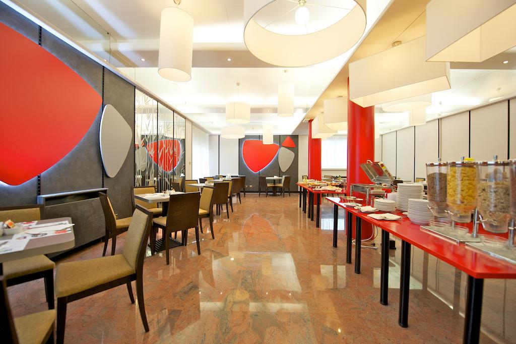 Ibis Styles Parma Toscanini Екстериор снимка