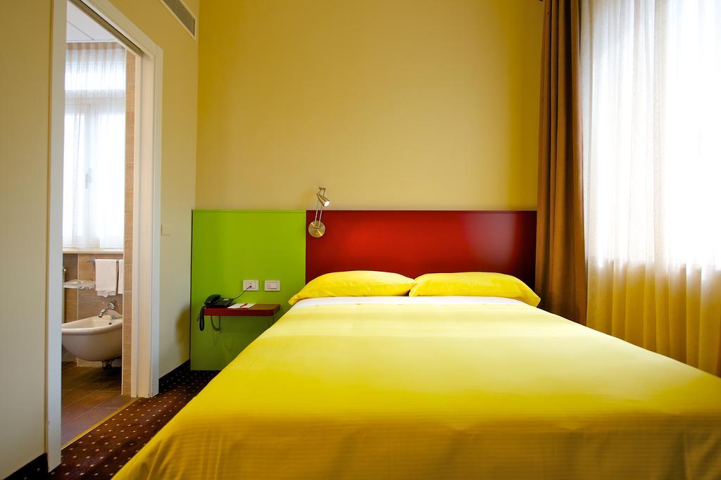 Ibis Styles Parma Toscanini Екстериор снимка